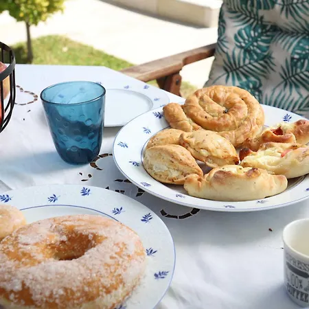 דירה Ikia Private Garden And Parking