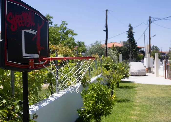 Ikia Private Garden And Parking Pefkochori
